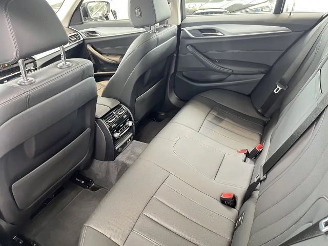 BMW 530 530d Touring xDrive