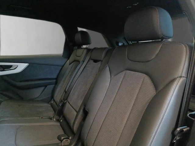 Audi Q7 50 TDI Quattro S-Line