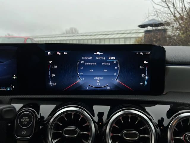 Mercedes-Benz A 180 Hatchback Progressive