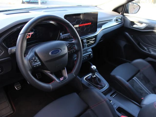 Ford Focus EcoBoost ST Line