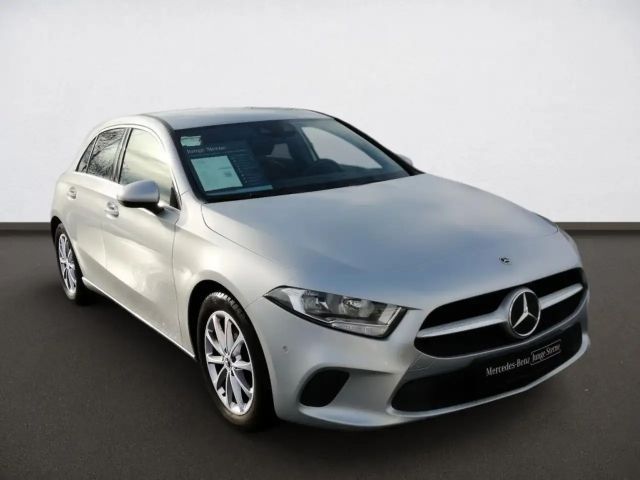 Mercedes-Benz A 180 Progressive