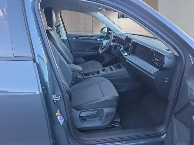 Volkswagen Tiguan 1.5 eTSI Plus