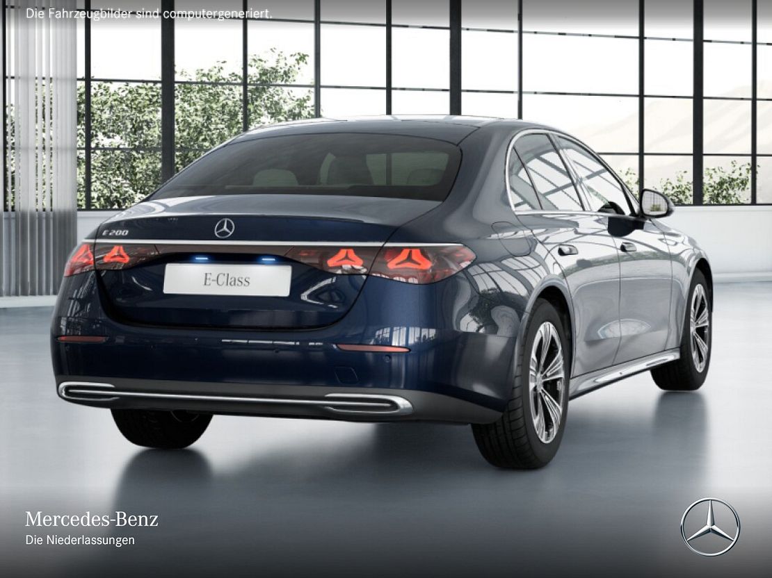 Mercedes-Benz E 200 AVANTGARDE Sedan