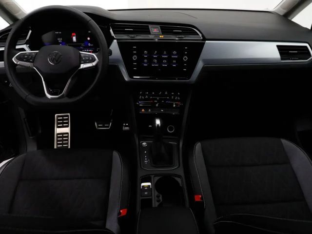 Volkswagen Touran 1.5 TSI DSG