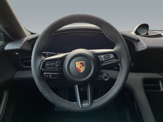 Porsche Taycan GTS Sport Turismo