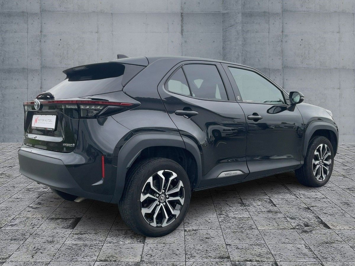 Toyota Yaris Cross 5-deurs Team D