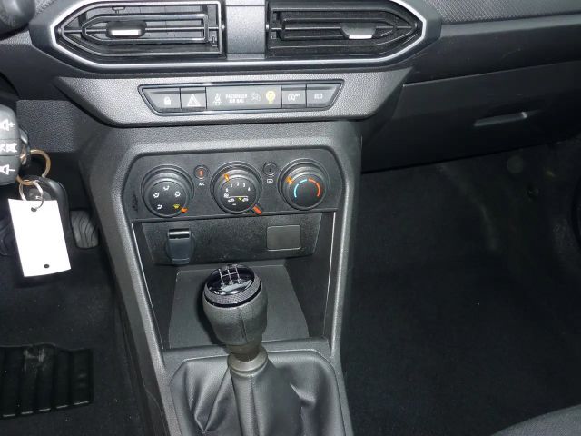 Dacia Sandero Essential TCe 90