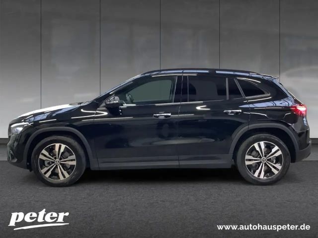 Mercedes-Benz GLA 220 4MATIC GLA 220 d