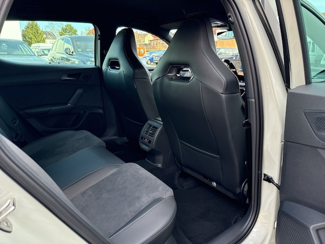 Cupra Leon 1.5 eTSI AD Navi Leder Digitales Cockpit Memory Sitze Soundsystem LED