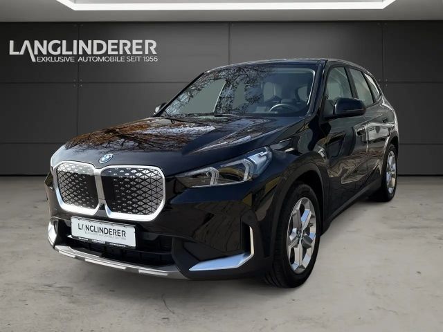 BMW iX1 xDrive30
