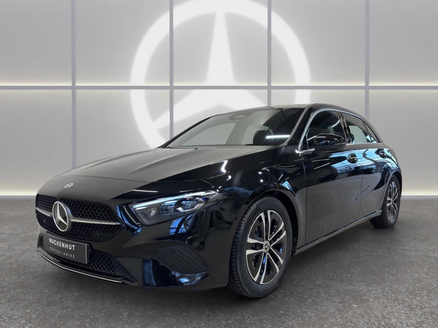 Mercedes-Benz A 180 A 180 d Progressive