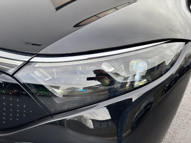 Mercedes-Benz EQS 450 Sedan