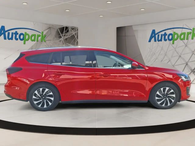 Ford Focus Titanium Wagon