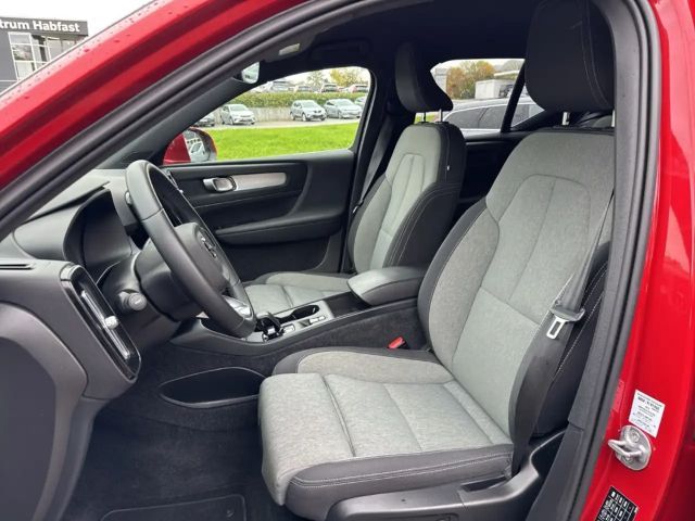 Volvo XC40 Core Recharge