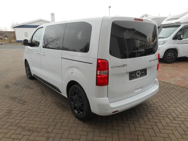 Citroën Spacetourer Plus