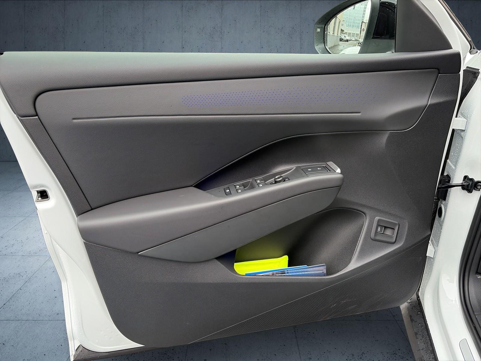 Volkswagen T-Roc 1.5 eTSI DSG IQ.Drive R-Line Style