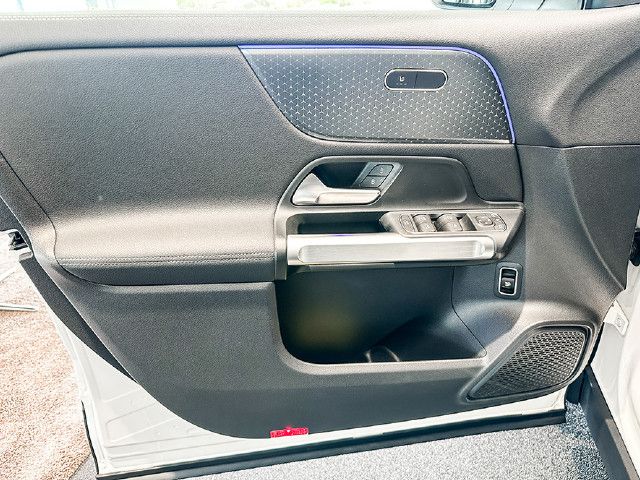 Mercedes-Benz EQB 250