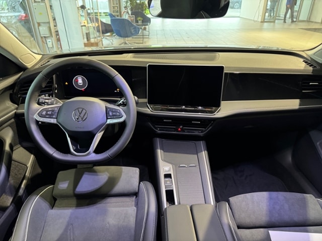 Volkswagen Passat Business IQ.Drive Variant