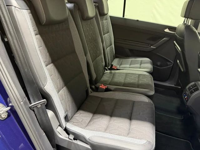 Volkswagen Touran 1.5 TSI DSG