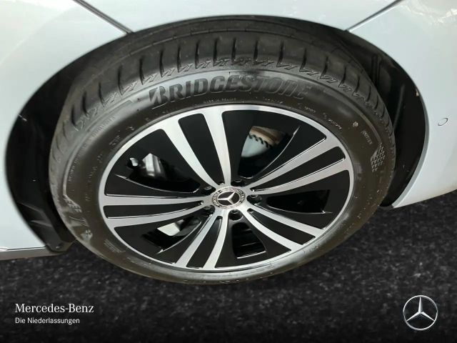 Mercedes-Benz EQE 300 AVANTGARDE Sedan