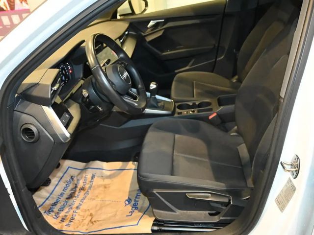 Audi A3 30 TDI Sedan