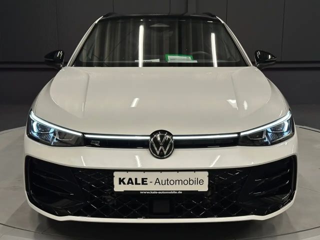 Volkswagen Passat 4Motion R-Line Variant