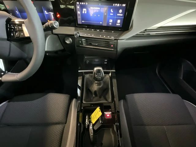 Opel Astra 1.2 Turbo Edition Turbo