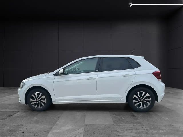 Volkswagen Polo TSI Active LED Climatronic ACC PDC SH LM
