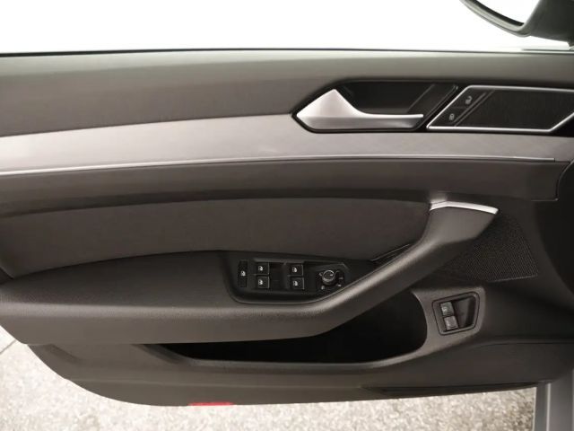 Volkswagen Passat GTE Variant