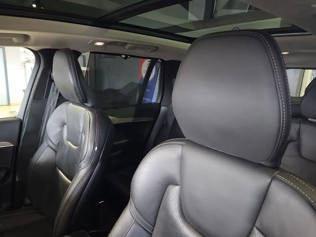 Volvo XC90 AWD Dark Ultimate