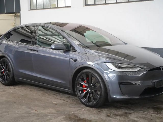 Tesla Model X Plaid
