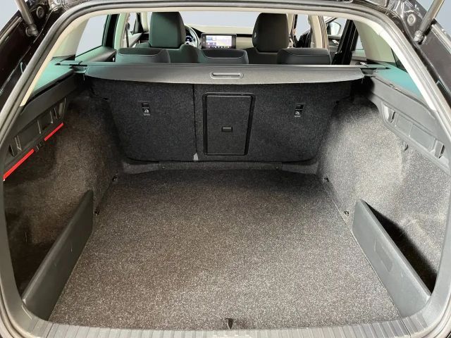 Skoda Octavia 1.5 TSI Ambition Combi