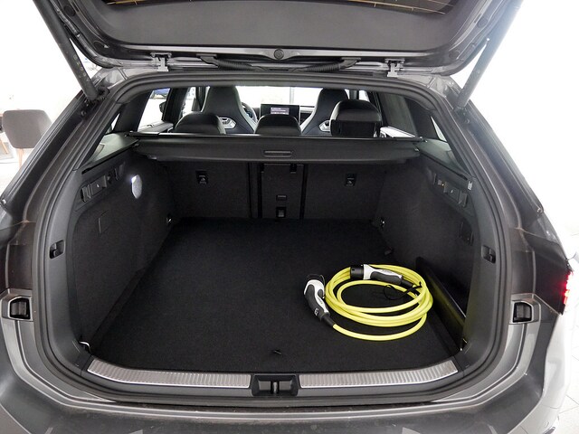 Volkswagen Passat R-Line eHybrid