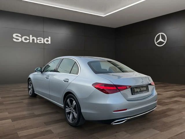 Mercedes-Benz C 180 Sedan