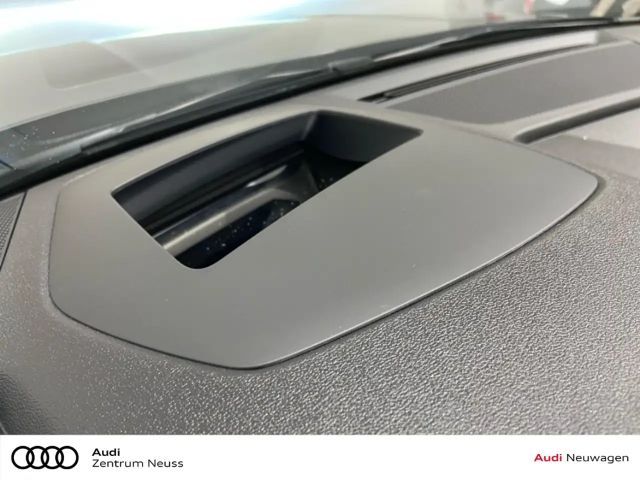 Audi RS3 Quattro S-Tronic Sedan