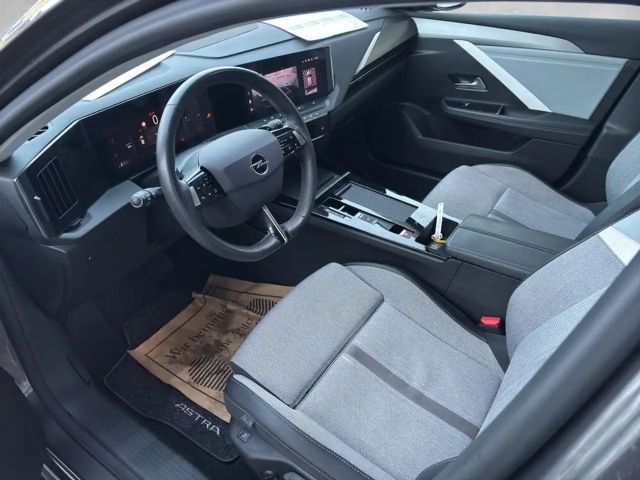 Opel Astra 1.2 Turbo Business Elegance Turbo