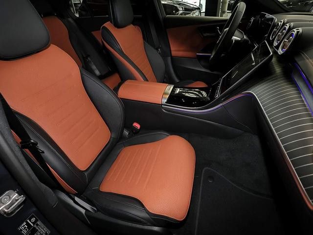 Mercedes-Benz C 300 AMG Line Sedan