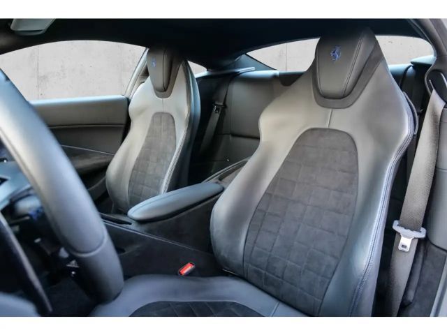 Ferrari Roma *1.Hd*Carbon+LED*MagneRide*Alcantara*