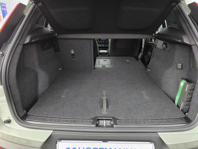 Volvo XC40 B3 Benzin ACC / BLIS / AHK