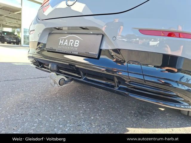 Mercedes-Benz CLA 350 4MATIC