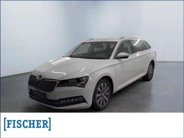Skoda Superb 2.0 TDI Combi Style Style