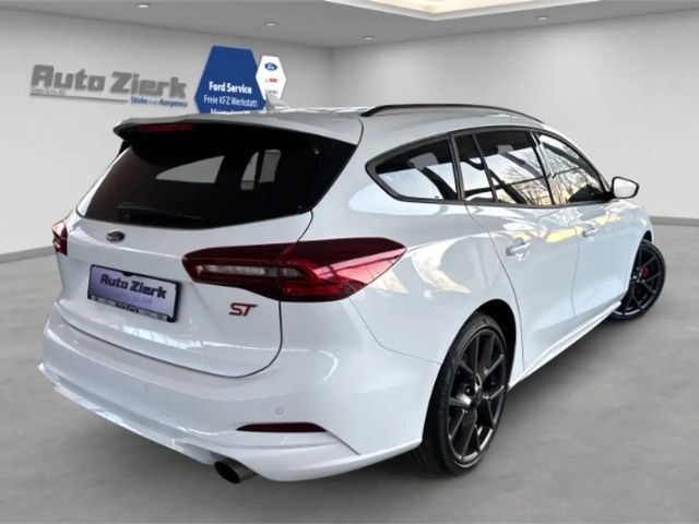 Ford Focus EcoBoost ST Line Wagon