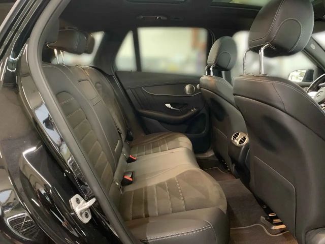 Mercedes-Benz GLC 300 4MATIC AMG Line