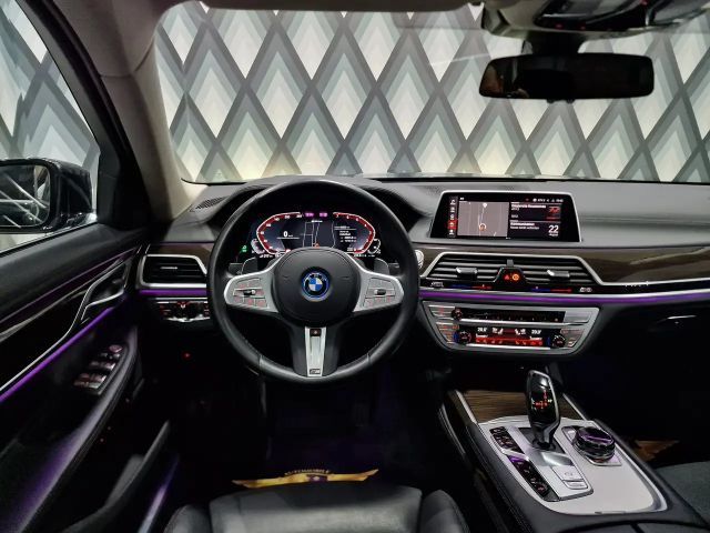 BMW 745 Sedan xDrive