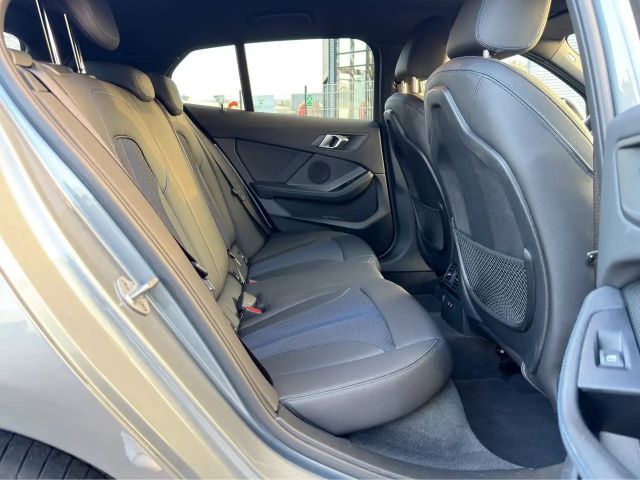 BMW 118 118i M-Sport Sedan