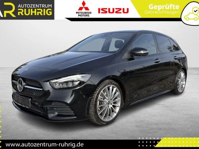 Mercedes-Benz B 200 AMG Line Sedan