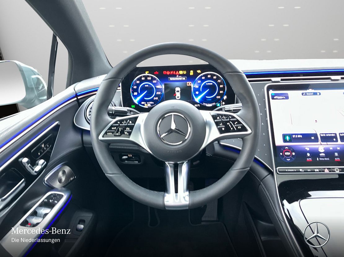 Mercedes-Benz EQE 300 Sedan