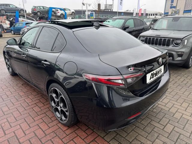 Alfa Romeo Giulia Q4