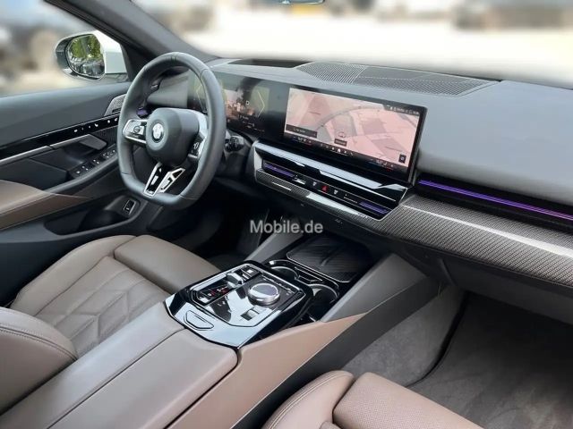 BMW 540 540d M-Sport Touring xDrive