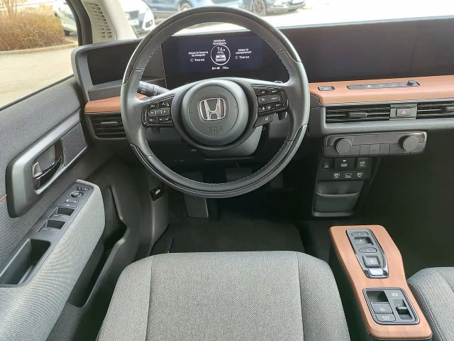 Honda e Advance